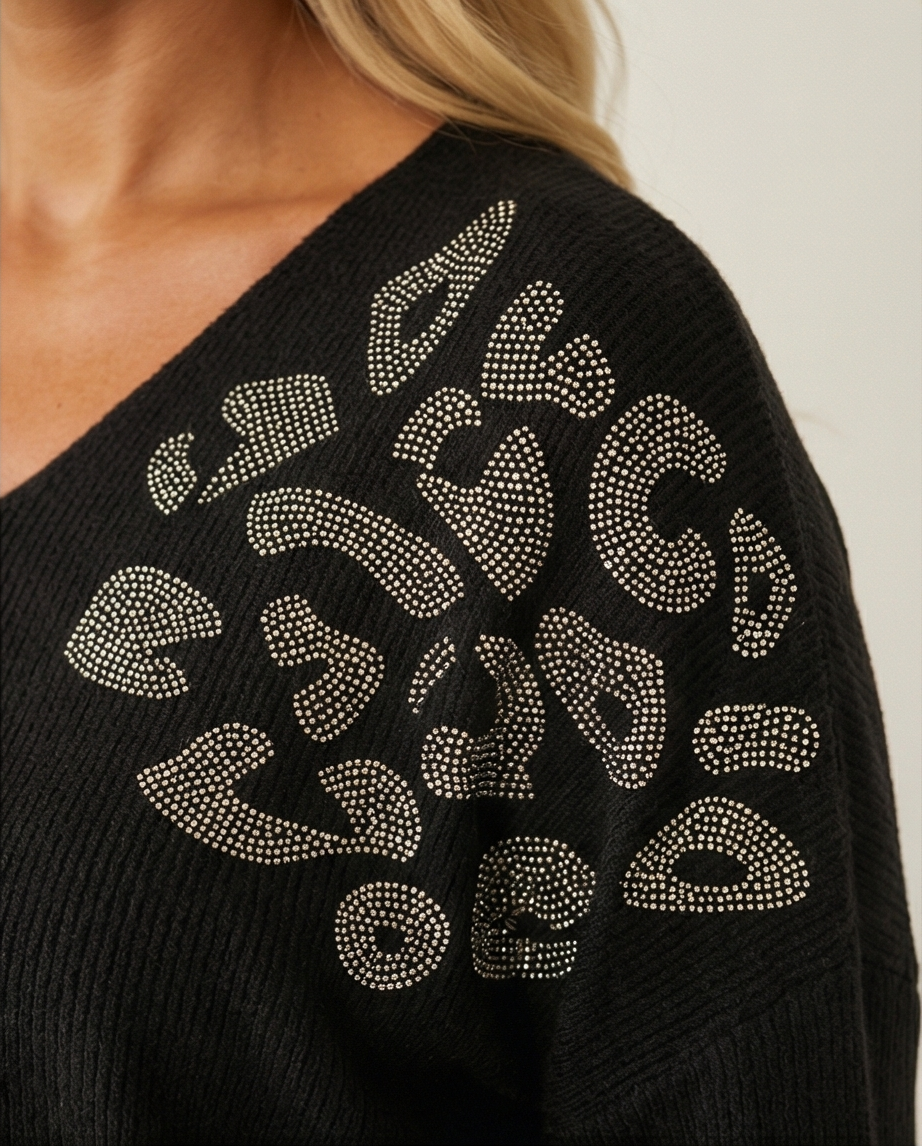 Pull col V avec strass